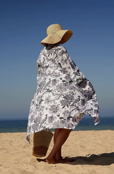 Hovedbilde Kimono Beachside Blooms
