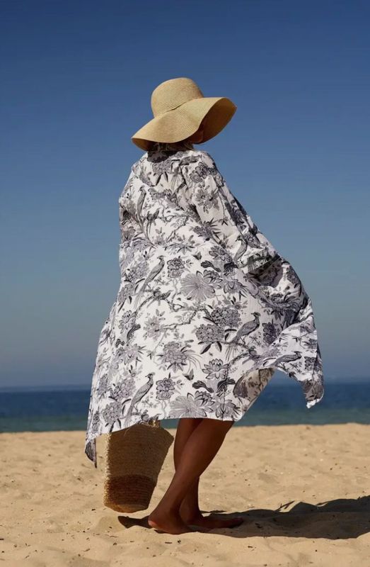 Kimono Beachside Blooms