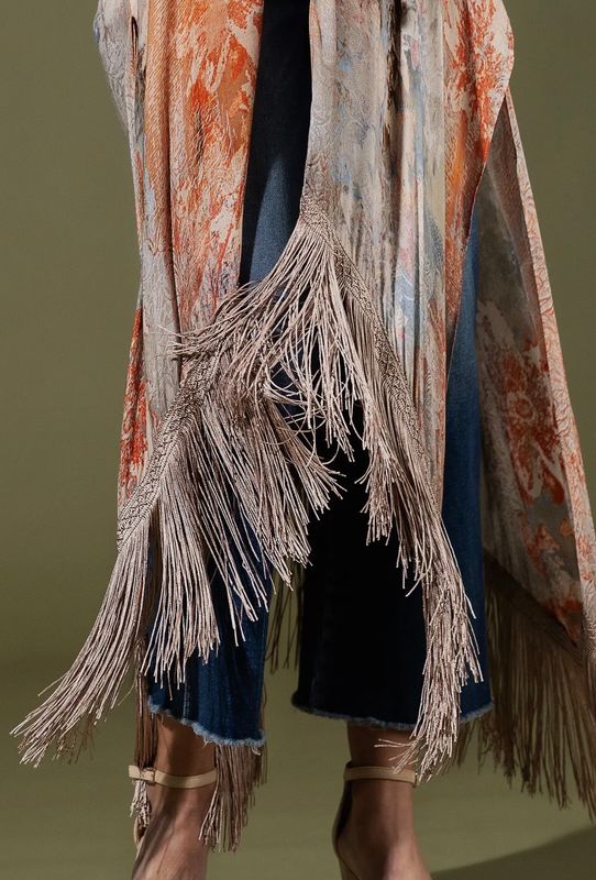Milos Kimono